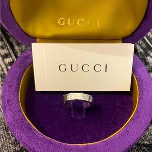 Gucci icon ring 18k white gold